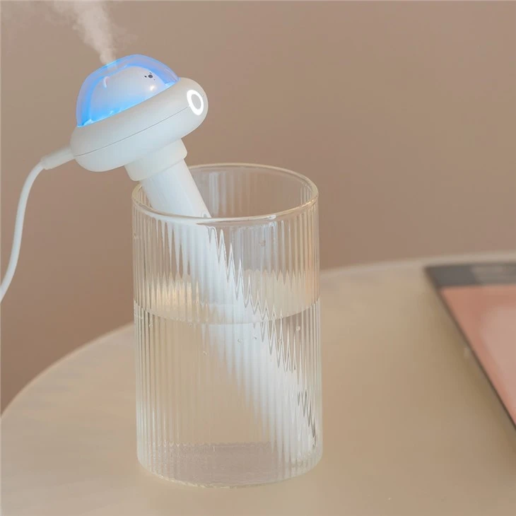 Mini cute usb humidifier with diversity of containers Mini cute usb humidifier with diversity of containers